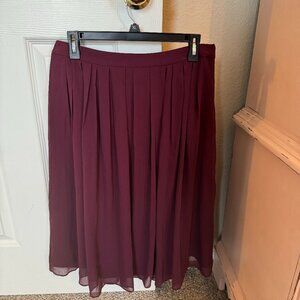 NWT White House Black Market Soft Chiffon Pleated Burgundy Skirt ~ Size 10
